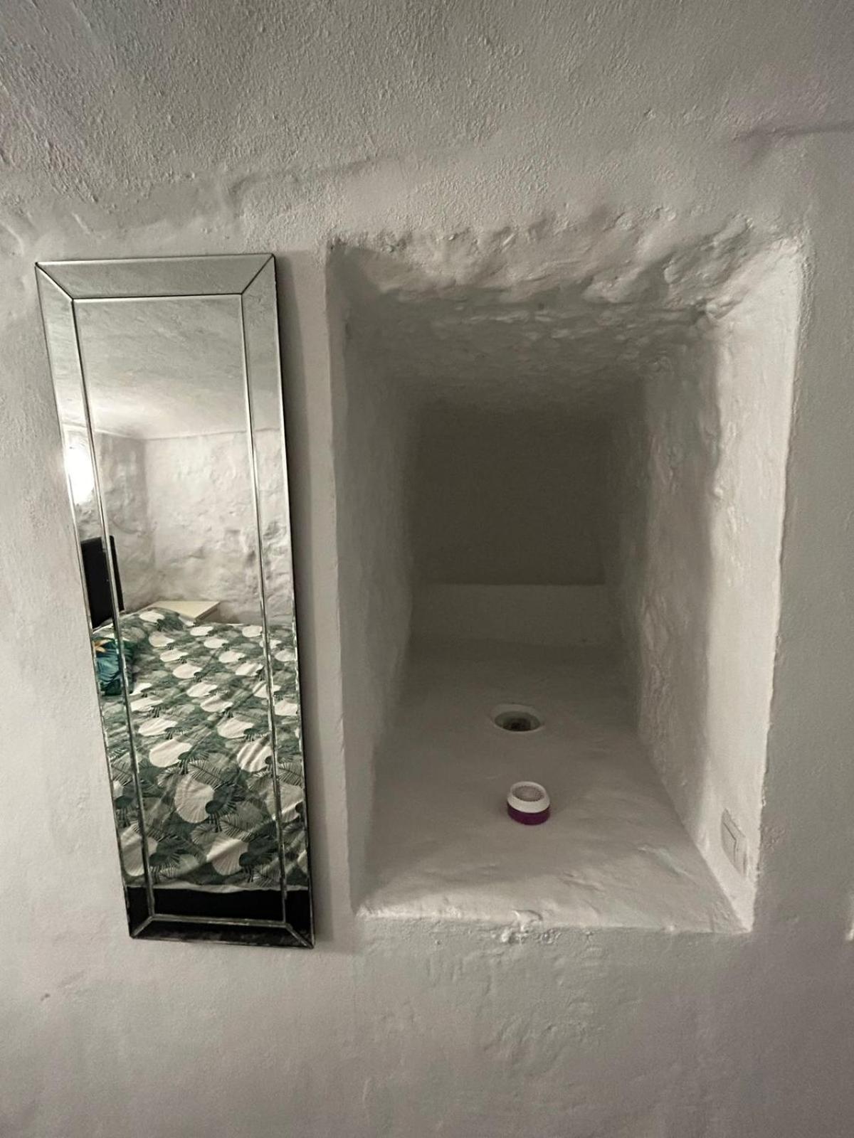 The Crystal Cave Villa Zújar Exteriör bild